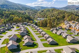 575 Townhomes Pl, Boone, NC 28607 - Photo 8