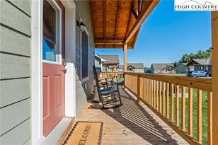 575 Townhomes Pl, Boone, NC 28607 - Photo 10