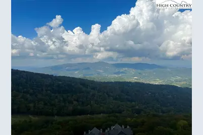 303 Sugar Top Drive #3827, Sugar Mountain, NC 28604 - Photo 12