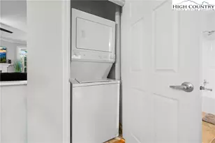 3441 Beech Mountain Pkwy, Beech Mountain, NC 28604 - Photo 16