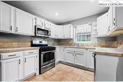 167 Wagon Wheel Lane, Deep Gap, NC 28618 - Photo 40