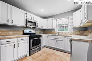 167 Wagon Wheel Ln, Deep Gap, NC 28618 - Photo 40