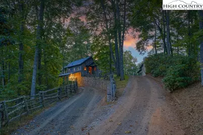 374/433 Nicole Lane, Newland, NC 28657 - Photo 6