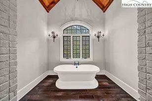 906 Fox Meadow Rd, Banner Elk, NC 28604 - Photo 18