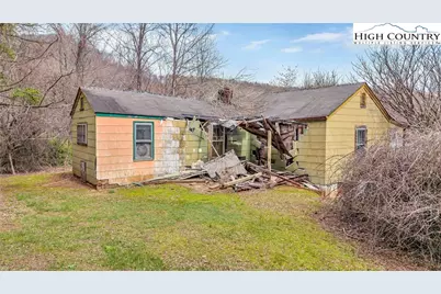 153 Pineway Lane, Thurmond, NC 28683 - Photo 4