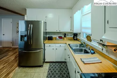 198 Black Pine Road, Newland, NC 28657 - Photo 12