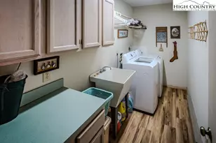 130 Skiway Cir, Banner Elk, NC 28604 - Photo 28