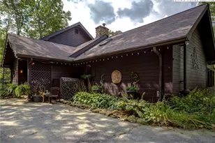 2453 Payne Branch Rd, Blowing Rock, NC 28605 - Photo 2