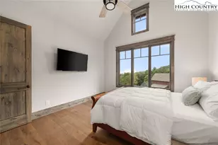 49 Long Crested Dr, Banner Elk, NC 28604 - Photo 14