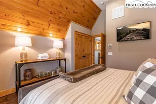 7 Eagle Vlg Cir, Banner Elk, NC 28604 - Photo 20