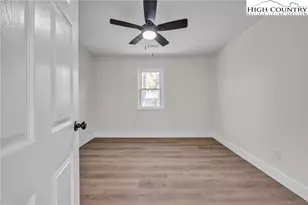 309 W Evergreen St, West Jefferson, NC 28694 - Photo 18