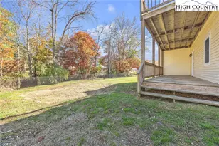 309 W Evergreen St, West Jefferson, NC 28694 - Photo 38