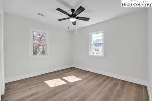 309 W Evergreen St, West Jefferson, NC 28694 - Photo 12