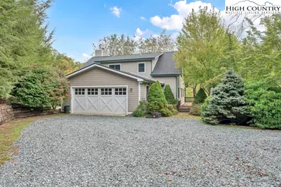 230 Woodbriar Drive, Sugar Grove, NC 28679 - Photo 2