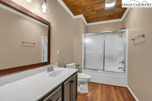 230 Woodbriar Dr, Sugar Grove, NC 28679 - Photo 40