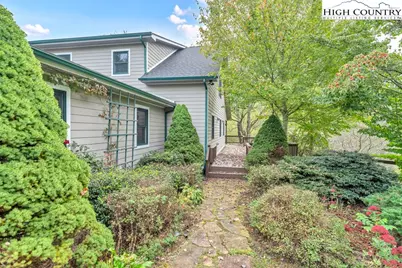 230 Woodbriar Drive, Sugar Grove, NC 28679 - Photo 46