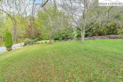 230 Woodbriar Drive, Sugar Grove, NC 28679 - Photo 48