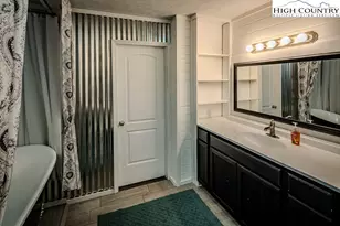 640 Fairview Heights, Boone, NC 28607 - Photo 32