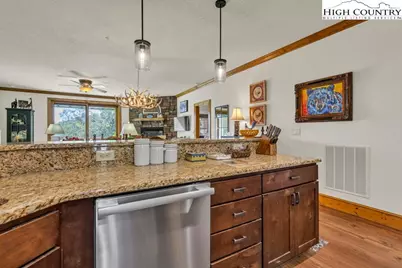 325 Penny Lane #D1, Banner Elk, NC 28604 - Photo 12