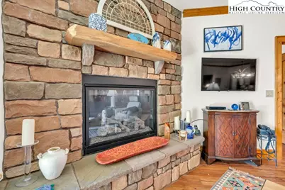 325 Penny Lane #D1, Banner Elk, NC 28604 - Photo 6