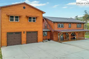 393 Black Bear Acres Ln, West Jefferson, NC 28694 - Photo 40