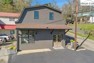 716 N Jefferson Ave, West Jefferson, NC 28694 - Photo 1