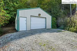 126 Moore Mountain Rd, Vilas, NC 28692 - Photo 38