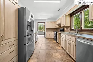 955 Dogwood, Boone, NC 28607 - Photo 12