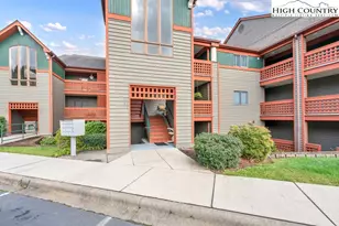 151 Deer Valley Dr, Boone, NC 28607 - Photo 2