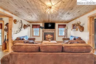 496 Fraser Creek Rd, Grassy Creek, NC 28631 - Photo 24