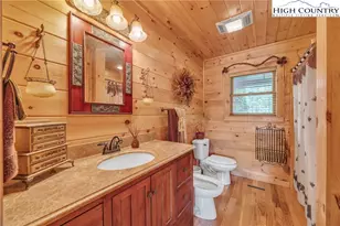 496 Fraser Creek Rd, Grassy Creek, NC 28631 - Photo 12