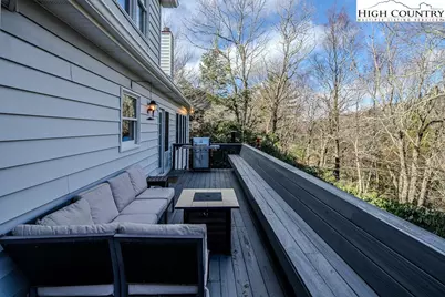 387 Tarry Acres Circle, Blowing Rock, NC 28605 - Photo 36