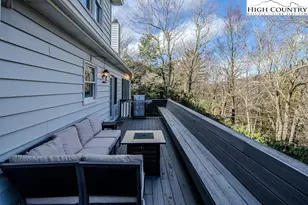 387 Tarry Acres Cir, Blowing Rock, NC 28605 - Photo 36