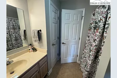 387 Tarry Acres Circle, Blowing Rock, NC 28605 - Photo 20