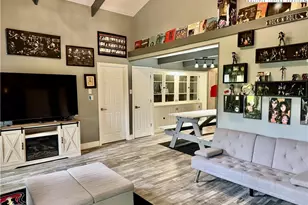 142 Tamarack Rd, Beech Mountain, NC 28604 - Photo 4