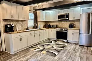 142 Tamarack Rd, Beech Mountain, NC 28604 - Photo 8