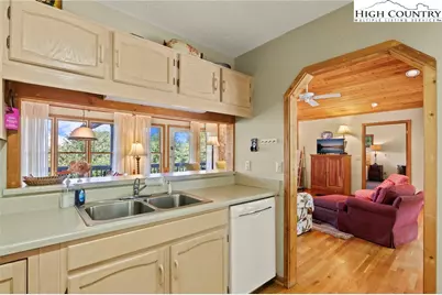 504 St. Andrews Road, Beech Mountain, NC 28604 - Photo 14