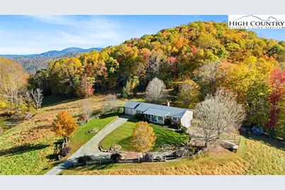 762 George Eggers Road, Banner Elk, NC 28604 - Photo 2