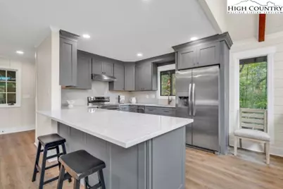 975 Hillside Drive, Linville, NC 28646 - Photo 12