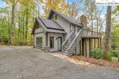 975 Hillside Drive, Linville, NC 28646 - Photo 2