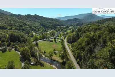 410 River Drive, Warrensville, NC 28693 - Photo 10