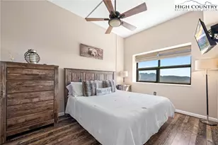 303 Sugar Top Dr, Sugar Mountain, NC 28604 - Photo 10