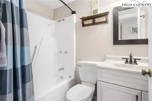 303 Sugar Top Dr, Sugar Mountain, NC 28604 - Photo 16