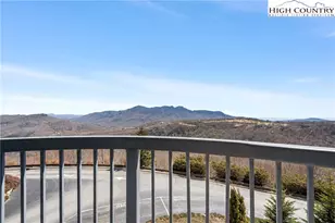 303 Sugar Top Dr, Sugar Mountain, NC 28604 - Photo 18