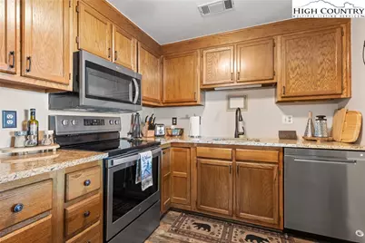 303 Sugar Top Drive #3128, Sugar Mountain, NC 28604 - Photo 6