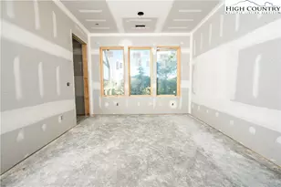 63 Two Hawks Ln, Linville, NC 28657 - Photo 16