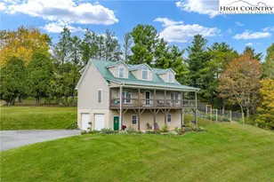 132 Carlton Cir, Blowing Rock, NC 28605 - Photo 2