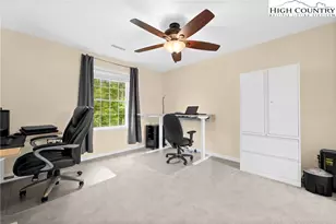 132 Carlton Cir, Blowing Rock, NC 28605 - Photo 32