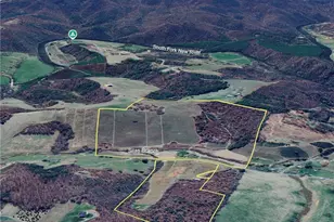 1046 J E Gentry Rd, Crumpler, NC 28617 - Photo 4