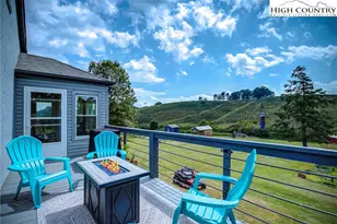 1046 J E Gentry Rd, Crumpler, NC 28617 - Photo 10